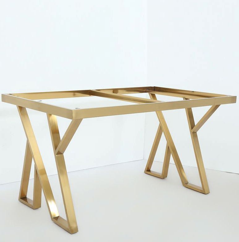 E-Furniture Philadelphia Dining Table - E-FURNITURE